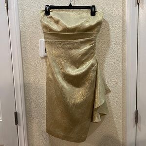 Kay Unger Gold Brocade Strapless Dress